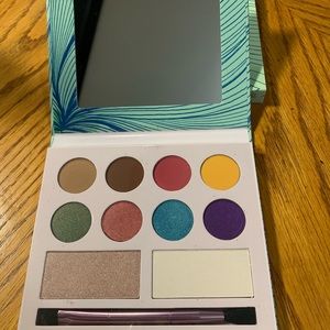 Moods eye shadow pallet
